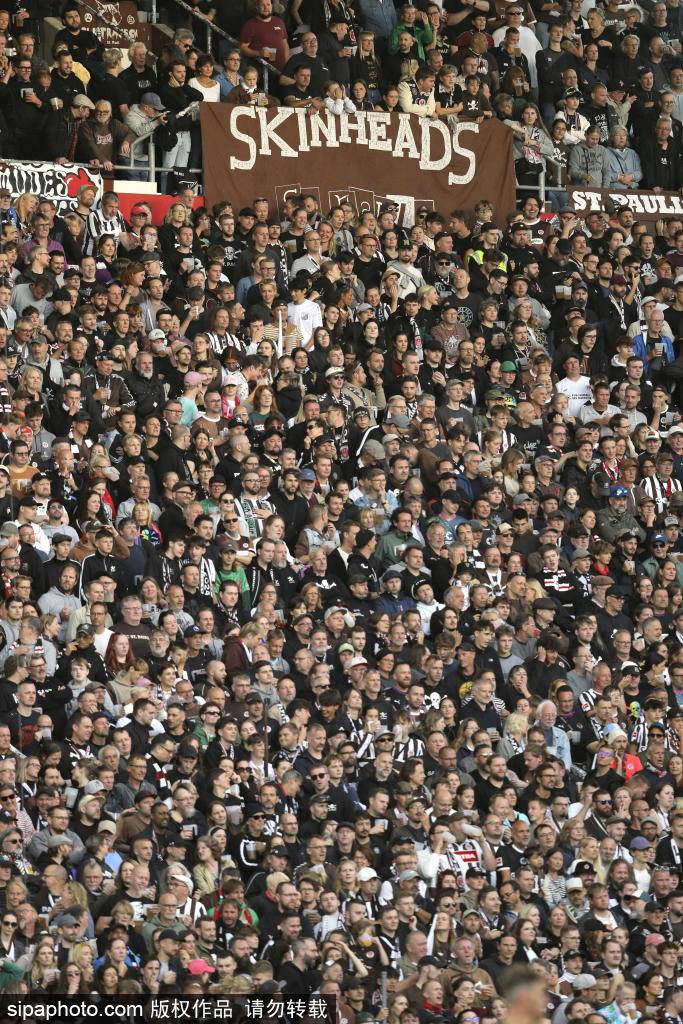 英超球队对, 析让我们看