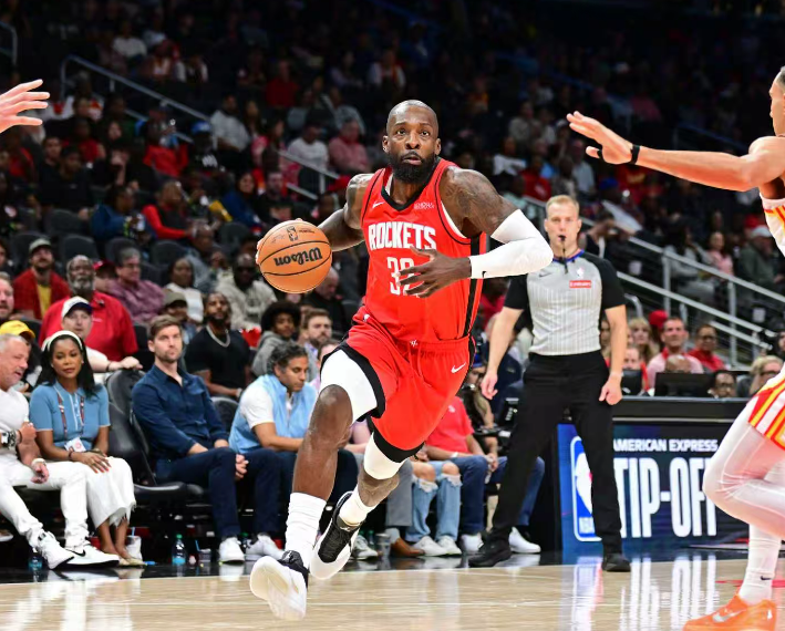 场落后, 领先老鹰