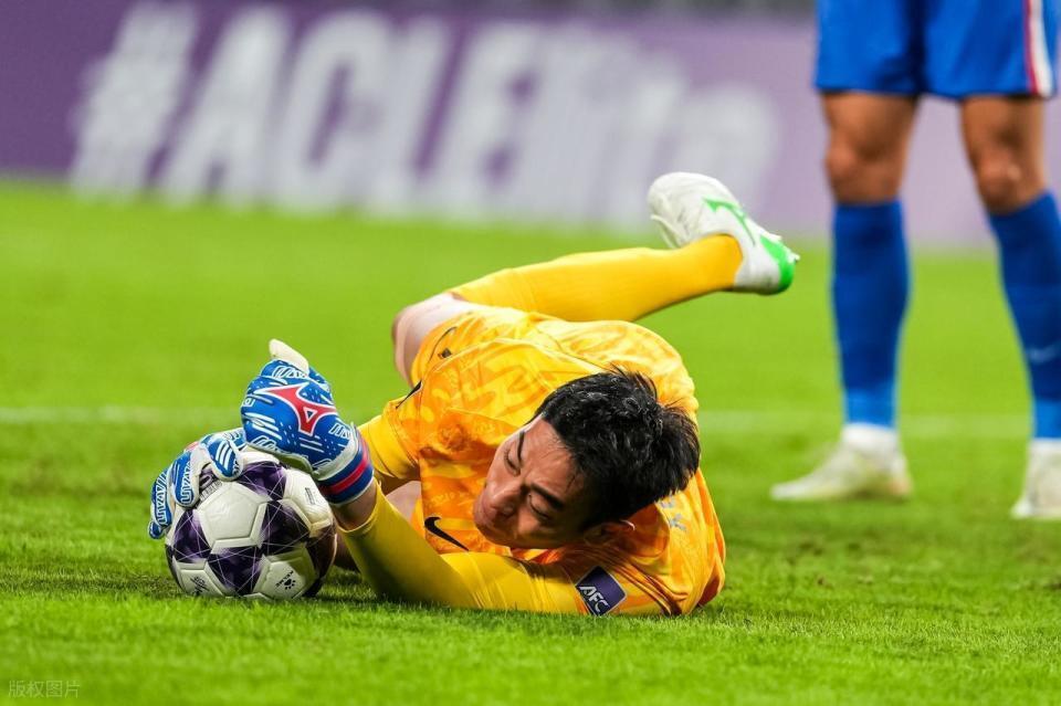 net, 禁区内近距